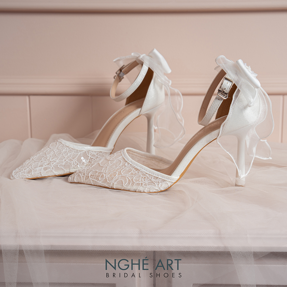 Giày cưới Nghé Art ren lưới kim sa gót nơ 606-595-9P-LUOI-TRANG - Ảnh 4 - Nghé Art Bridal Shoes – 0822288288