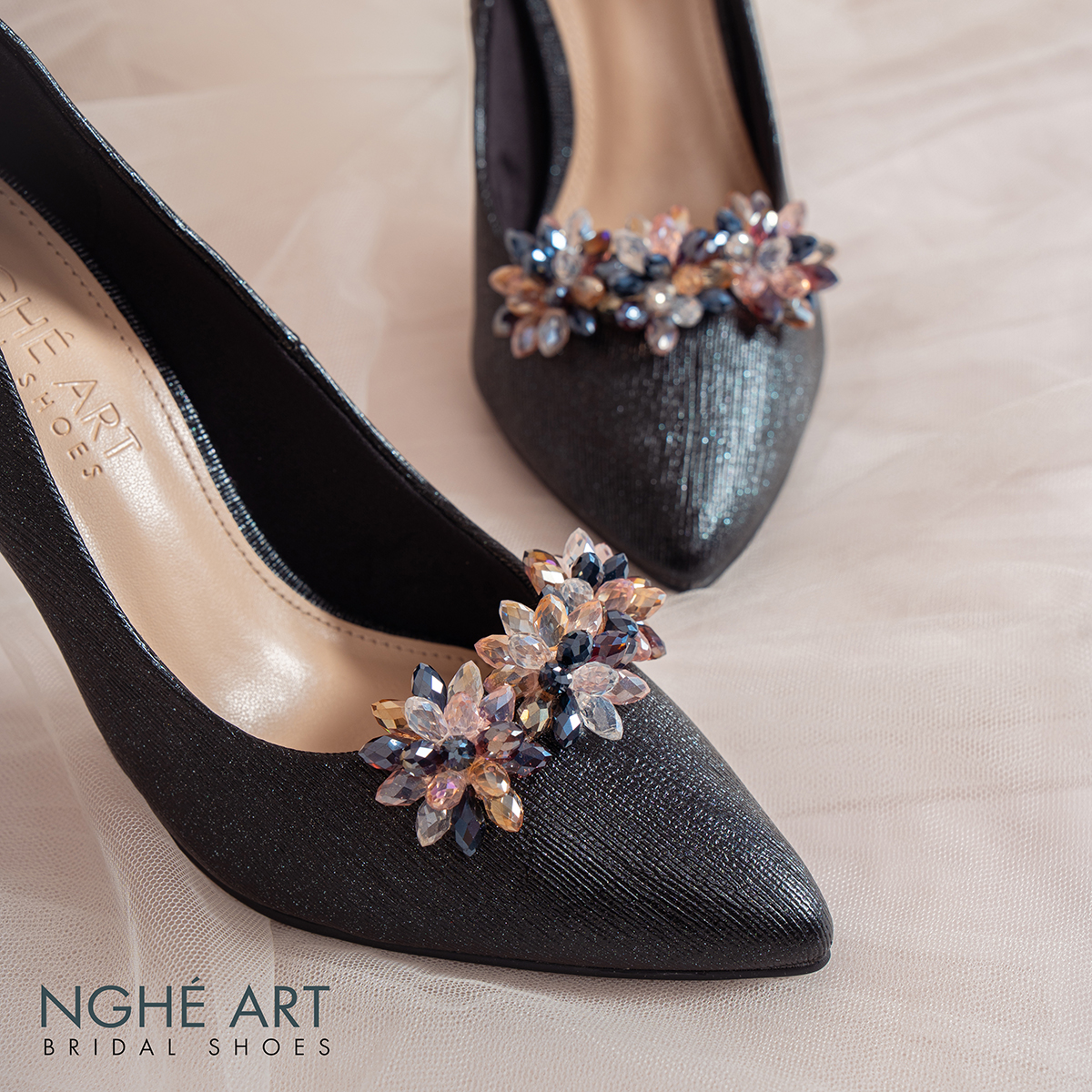 Giày cưới Nghé Art cao gót đính pha lê 608-377-10P-NHU-DEN - Ảnh 1 - Nghé Art Bridal Shoes – 0822288288