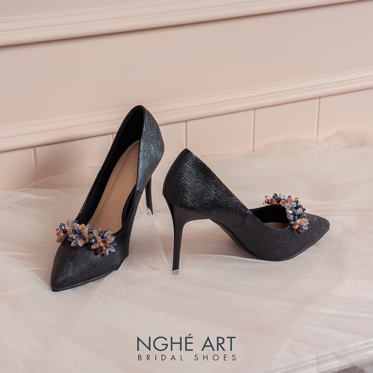 Giày cưới Nghé Art cao gót đính pha lê 608-377-10P-NHU-DEN - Ảnh 5 - Nghé Art Bridal Shoes – 0822288288