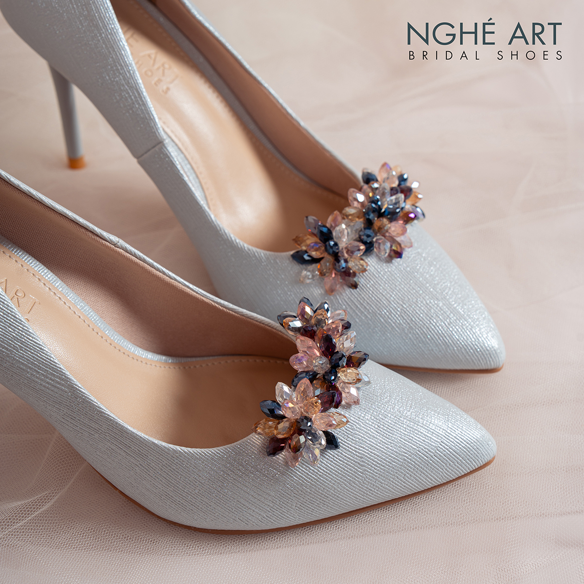 Giày cưới Nghé Art cao gót đính pha lê 608-377-10P-NHU-XAM - Ảnh 4 - Nghé Art Bridal Shoes – 0822288288