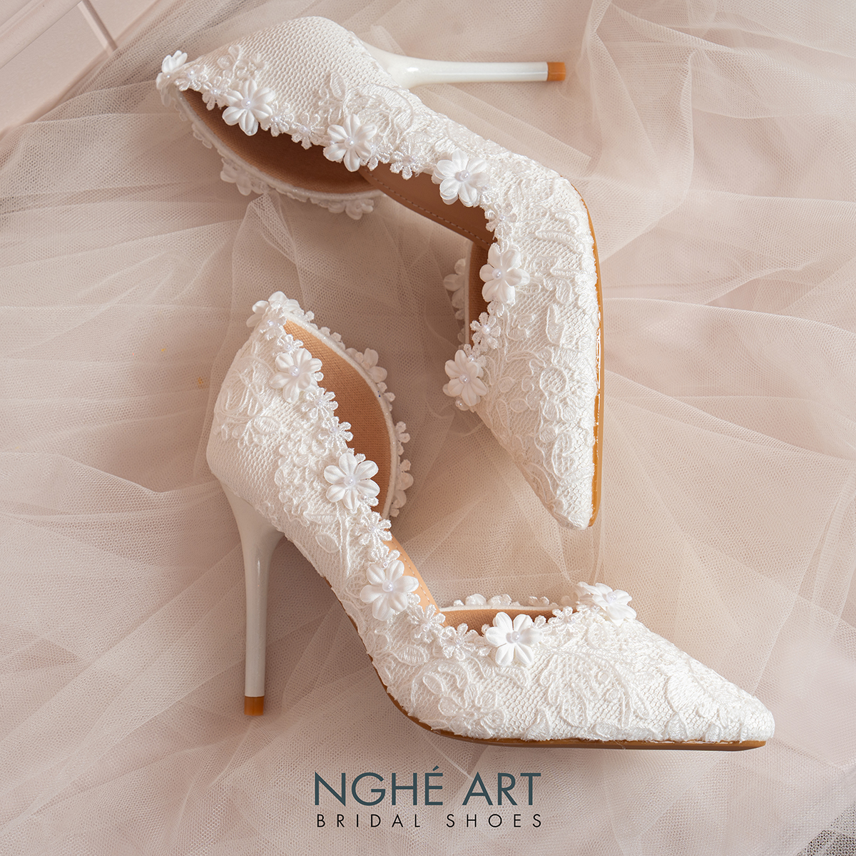 Giày cưới Nghé Art nàng thơ ren viền hoa cao cấp 609-442-NHU-TRANG - Ảnh 2 - Nghé Art Bridal Shoes – 0822288288