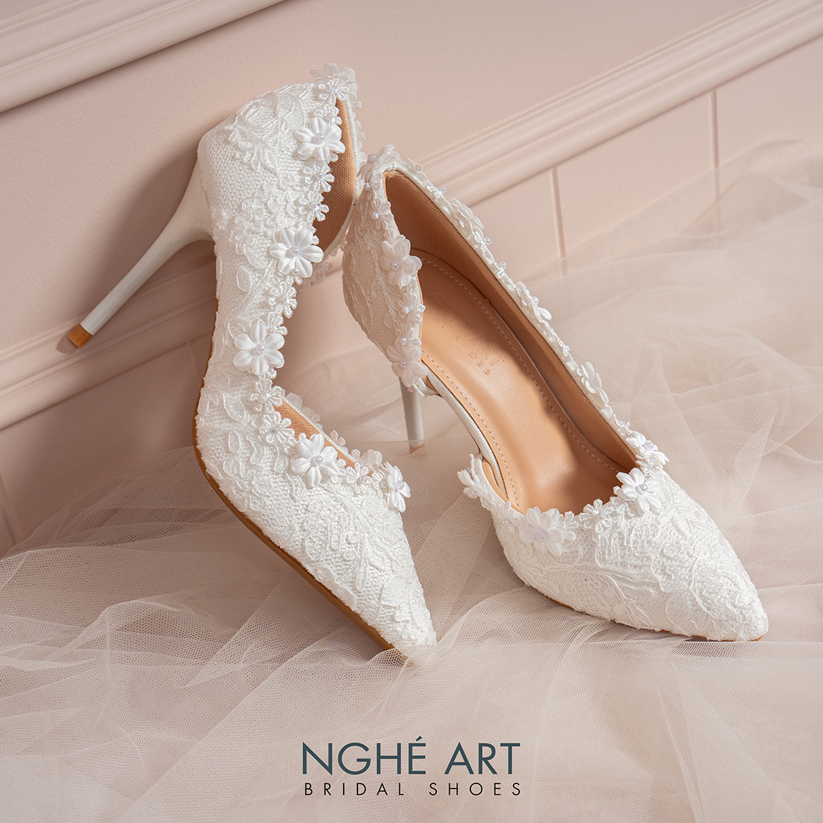 Giày cưới Nghé Art nàng thơ ren viền hoa cao cấp 609-442-NHU-TRANG - Ảnh 5 - Nghé Art Bridal Shoes – 0822288288