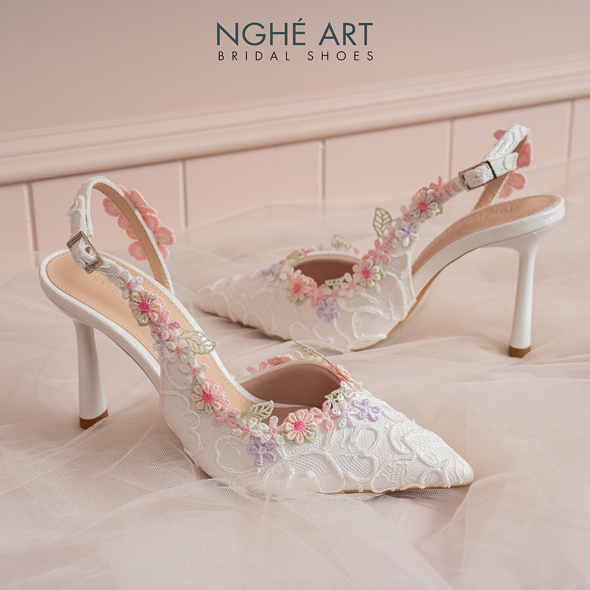 Giày cưới Nghé Art cao cấp form slingback ren viền hoa vintage 610-535-NHU-TRANG - Ảnh 2 - Nghé Art Bridal Shoes – 0822288288