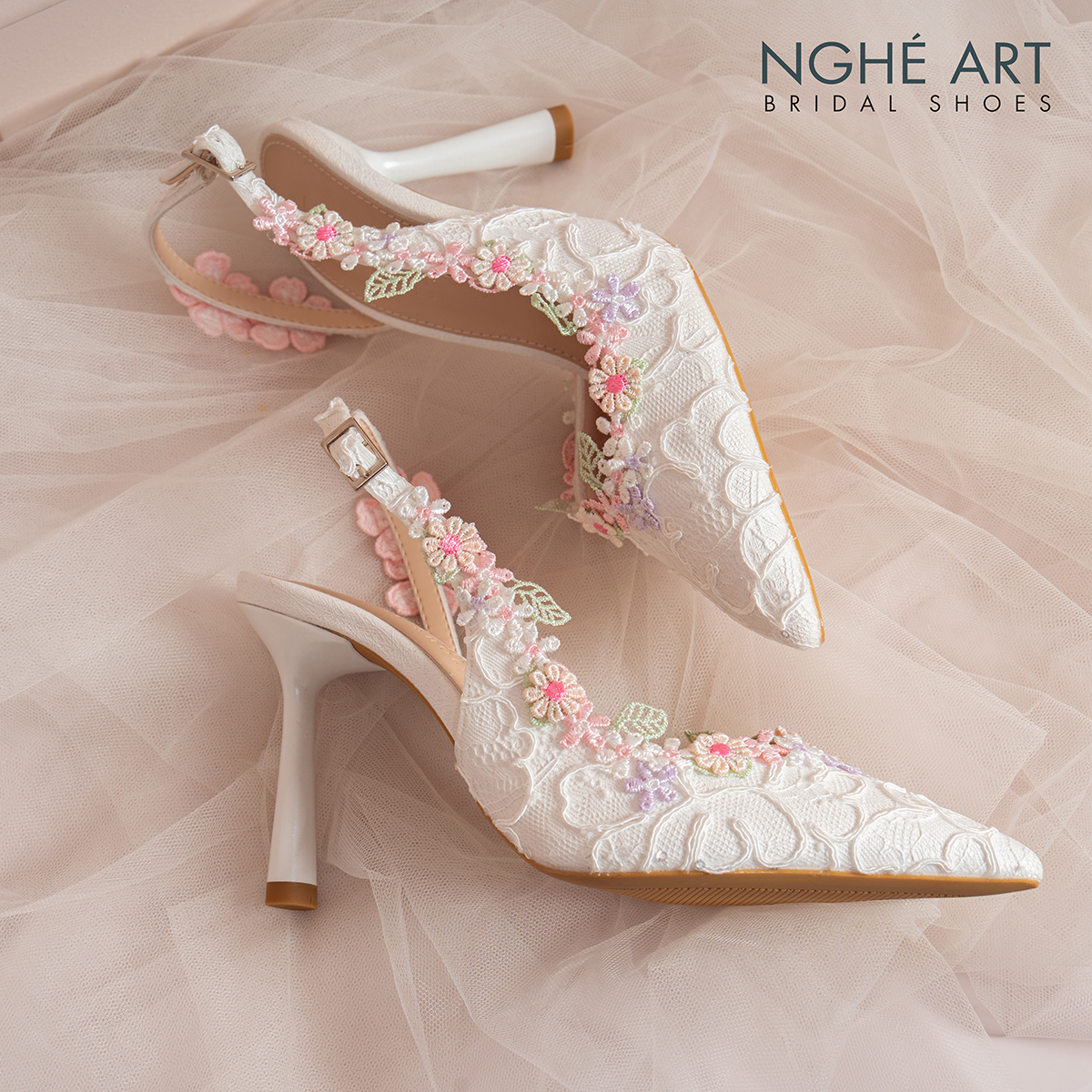 Giày cưới Nghé Art cao cấp form slingback ren viền hoa vintage 610-535-NHU-TRANG - Ảnh 5 - Nghé Art Bridal Shoes – 0822288288