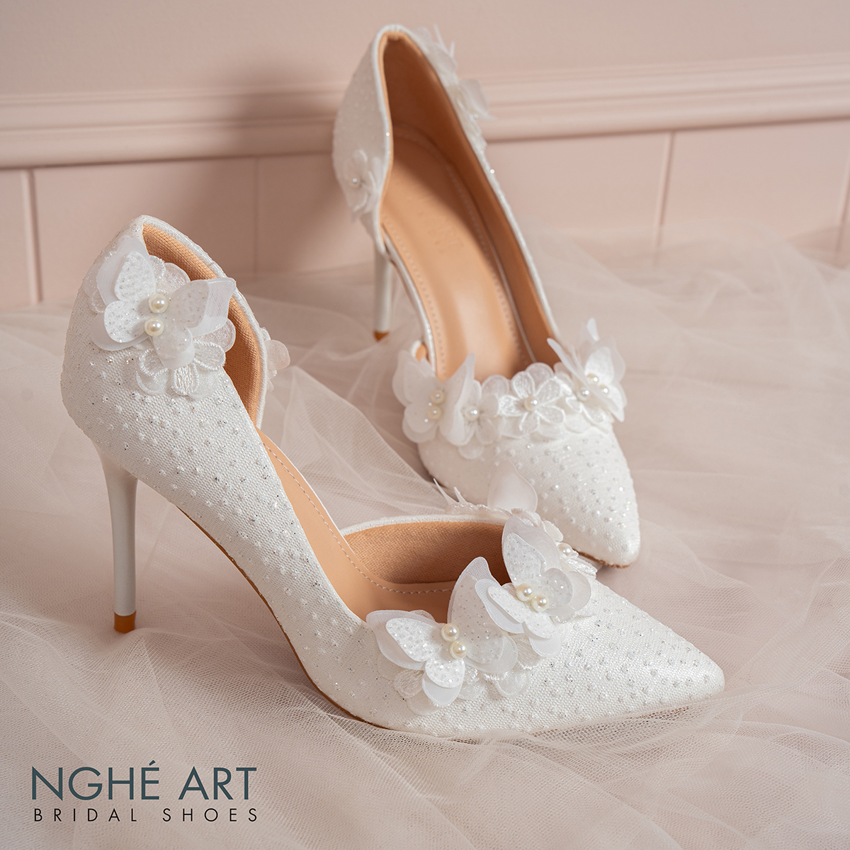 Giày cưới Nghé Art cao cấp ren cánh bướm và hoa 612-442-NHU-TRANG - Ảnh 3 - Nghé Art Bridal Shoes – 0822288288