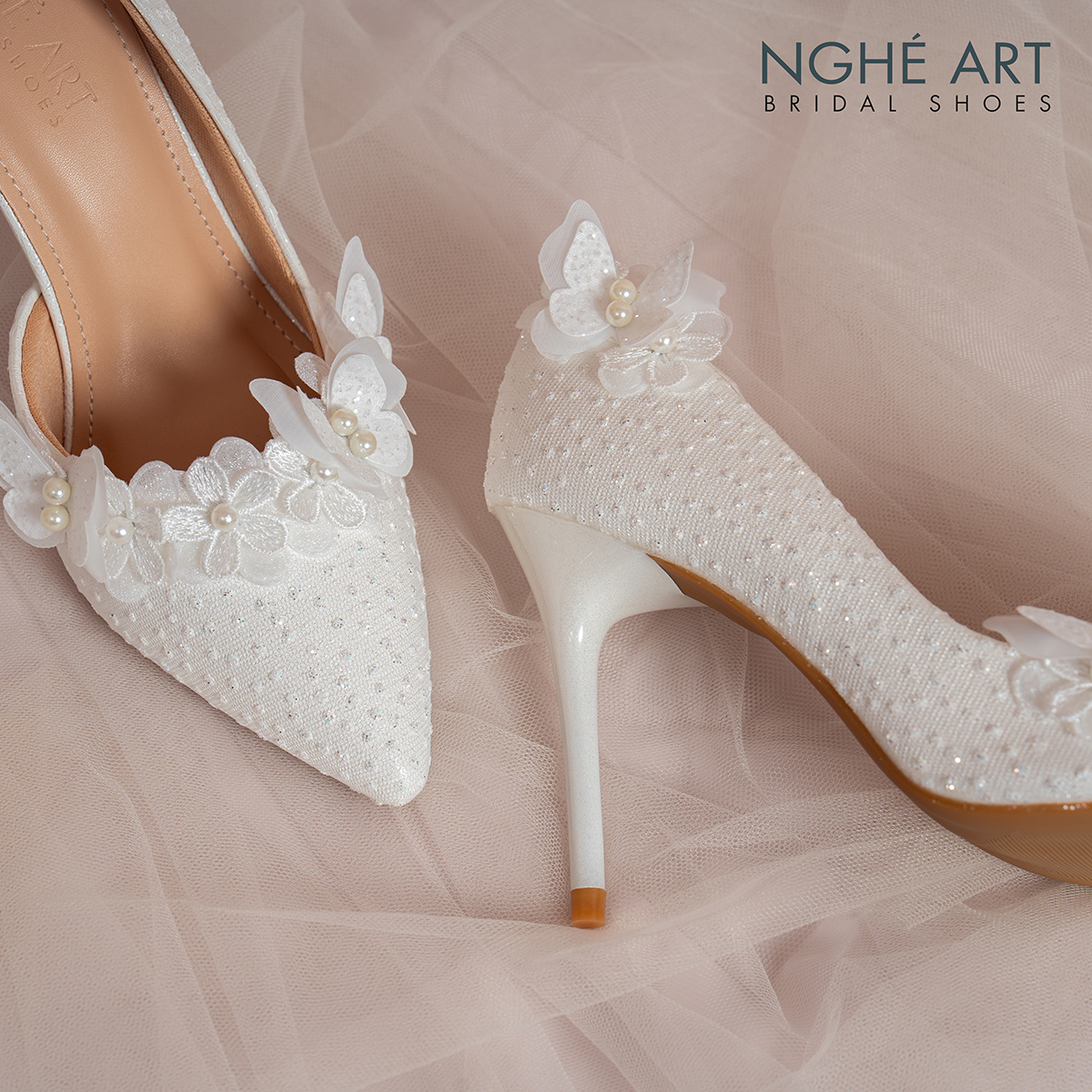 Giày cưới Nghé Art cao cấp ren cánh bướm và hoa 612-442-NHU-TRANG - Ảnh 4 - Nghé Art Bridal Shoes – 0822288288