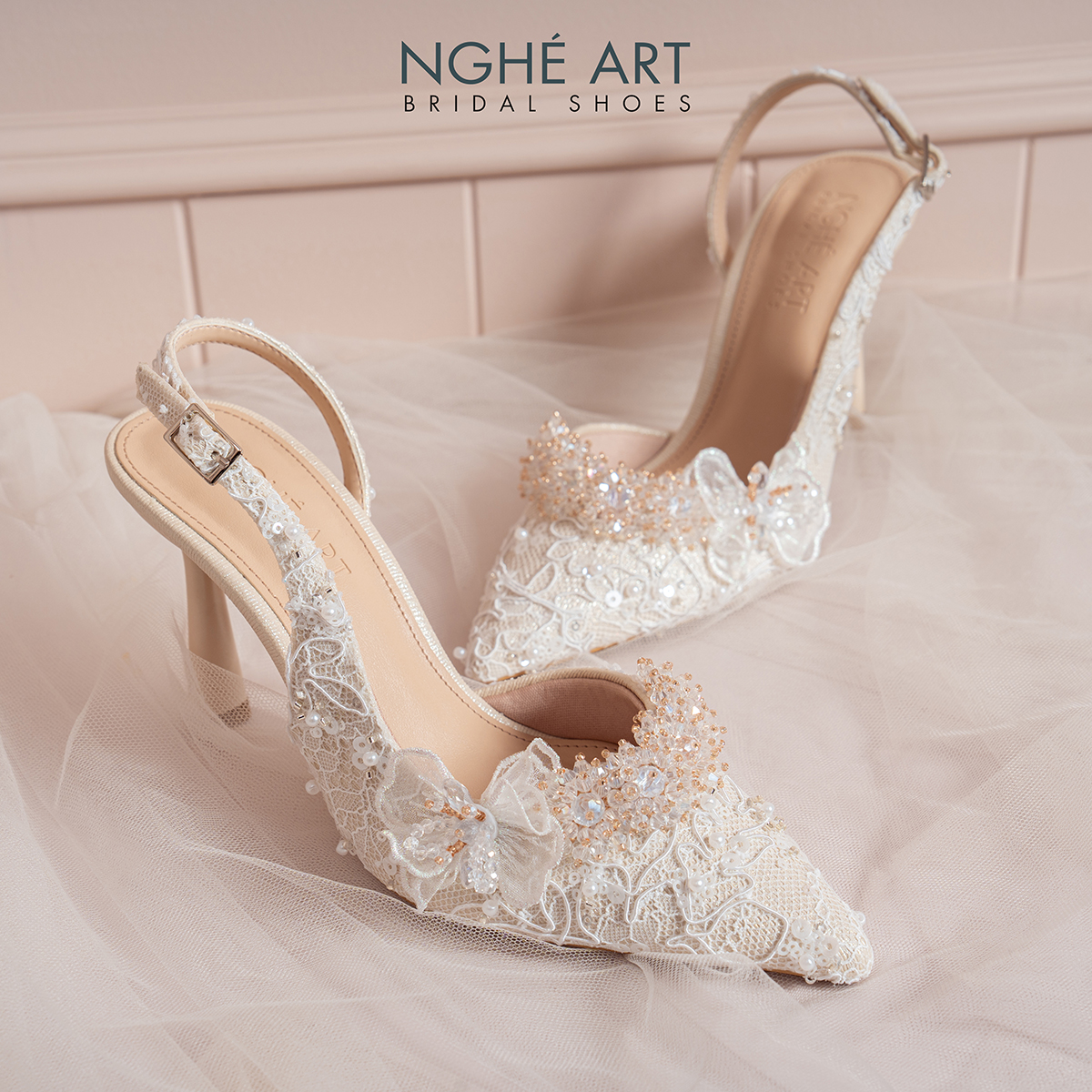 Giày cưới Nghé Art ren cao cấp kim sa ngọc trai hoa pha lê 613-535-NHU-VANG - Ảnh 4 - Nghé Art Bridal Shoes – 0822288288