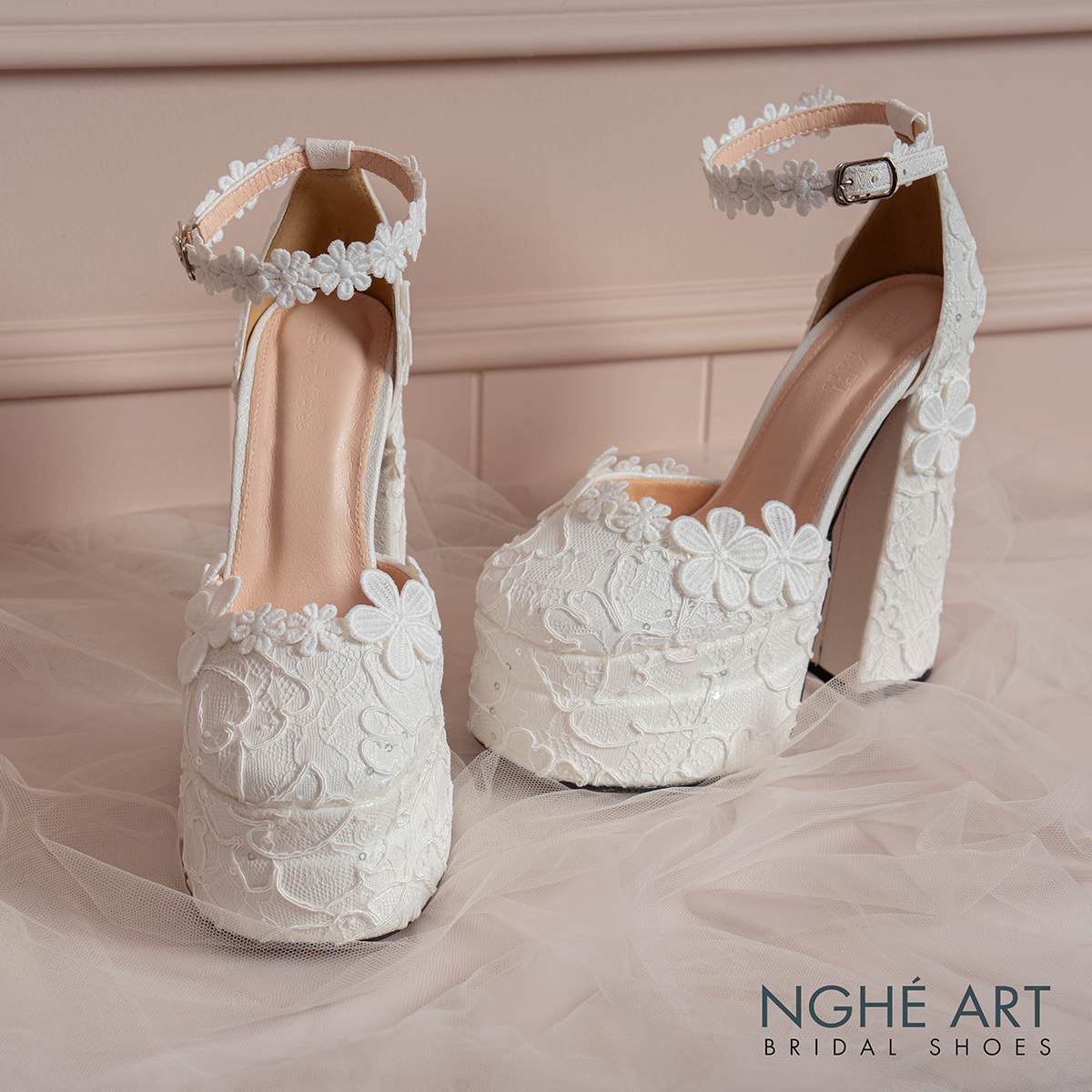 Giày cưới Nghé Art Mary Jane 15 cm ren hoa cao cấp 615-578-15P-NHU-TRANG - Ảnh 2 - Nghé Art Bridal Shoes – 0822288288