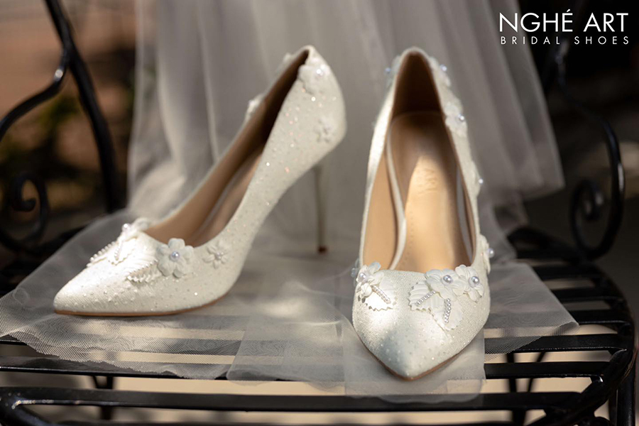 Bộ sưu tập giày cưới mang tên Enchanted Love - Ảnh 4 - Nghé Art Bridal Shoes – 0822288288