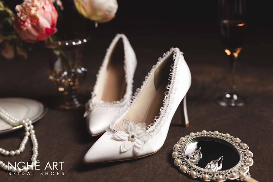 Các kiểu giày cao gót xuất sắc dành tặng cho bạn gái dịp 8/3 - Ảnh 8 -  Nghé Art Bridal Shoes – 0822288288