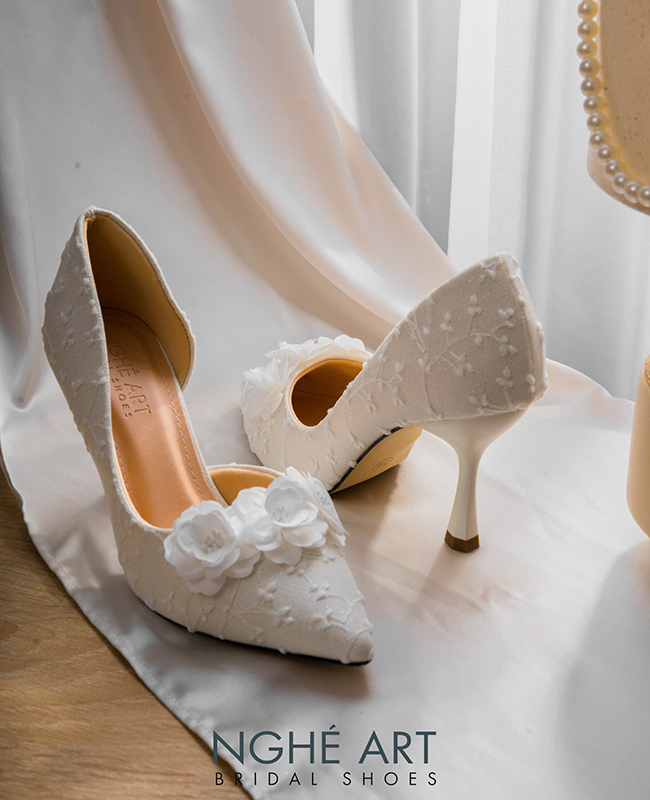 Nghìn Dáng Giày Cưới Cho Nàng Dâu Tỏa Sáng - Ảnh 6 - Nghé Art Bridal Shoes – 0822288288