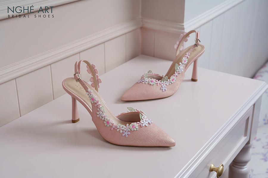 Giày cô dâu tone hồng - Ảnh 1 - Nghé Art Bridal Shoes – 0822288288