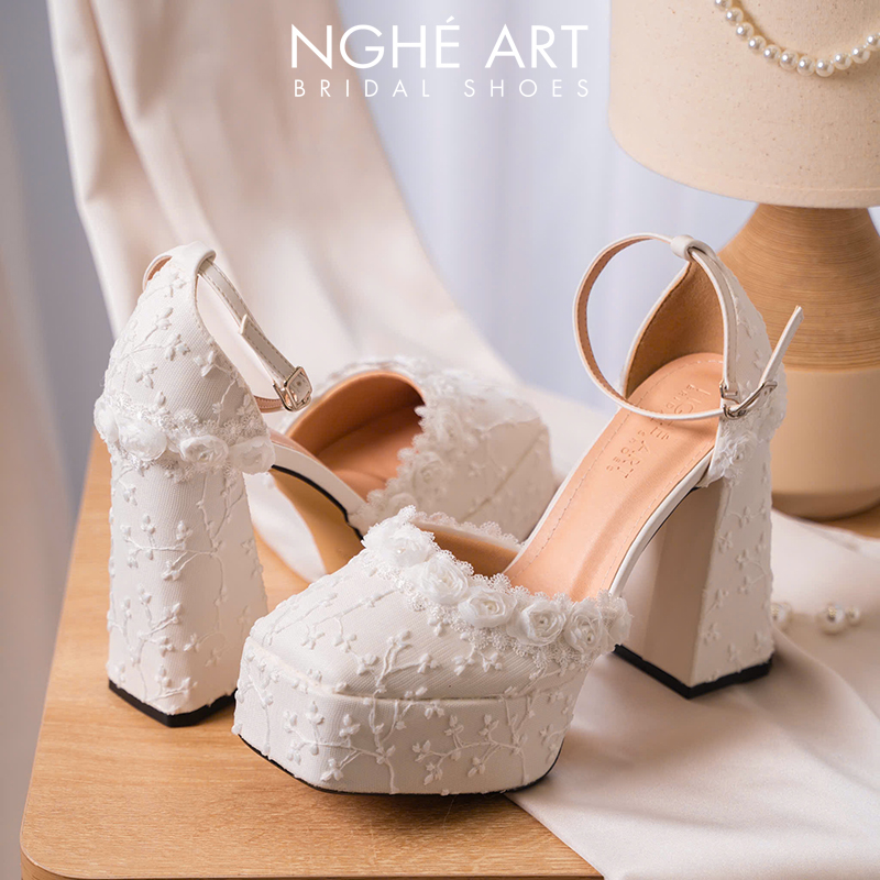 Giày Cưới Cho Cô Dâu Thấp Hơn Chú Rể - Ảnh 7 - Nghé Art Bridal Shoes – 0822288288