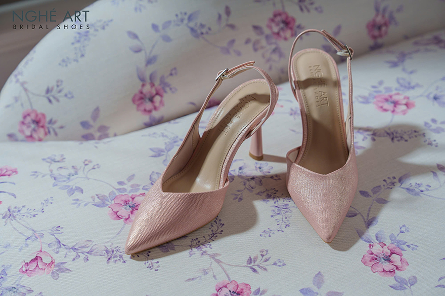 Giày Cưới Cho Cô Dâu Thấp Hơn Chú Rể - Ảnh 8 - Nghé Art Bridal Shoes – 0822288288