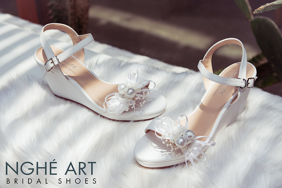 Giày cưới đính nơ: bộ sưu tập độc đáo khiến bao Nàng mê đắm - Ảnh 10 -  Nghé Art Bridal Shoes – 0822288288