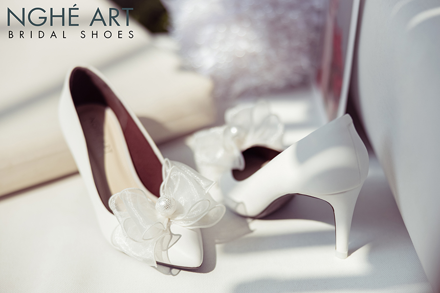 Giày cưới đính nơ: bộ sưu tập độc đáo khiến bao Nàng mê đắm - Ảnh 3 -  Nghé Art Bridal Shoes – 0822288288