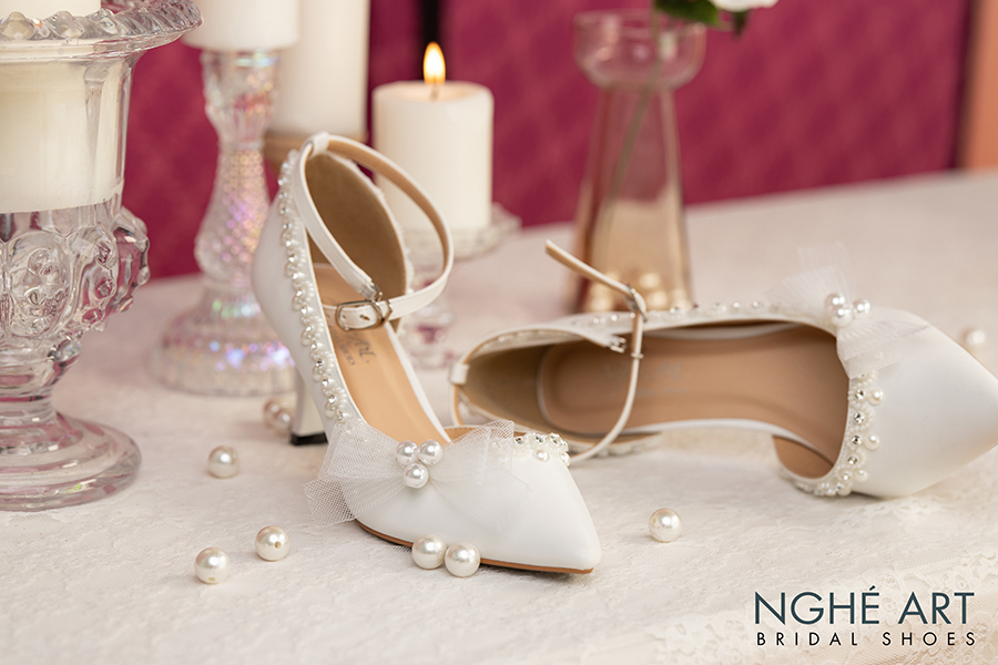 Giày cưới đính nơ - kiểu giày "hớp hồn”bao cô dâu - Ảnh 10 -  Nghé Art Bridal Shoes – 0822288288
