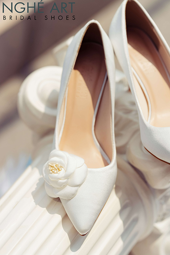 Giày cưới đơn giản, thanh lịch - Top các mẫu giày cô dâu không thể bỏ qua - Ảnh -  Nghé Art Bridal Shoes – 0822288288