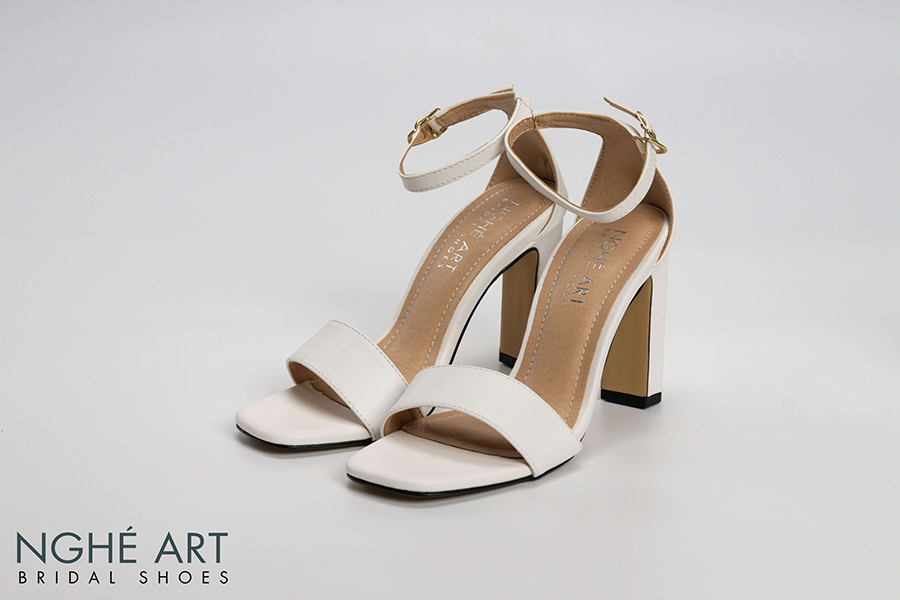 Giày cưới đơn giản, thanh lịch - Top các mẫu giày cô dâu không thể bỏ qua - Ảnh 3 -  Nghé Art Bridal Shoes – 0822288288