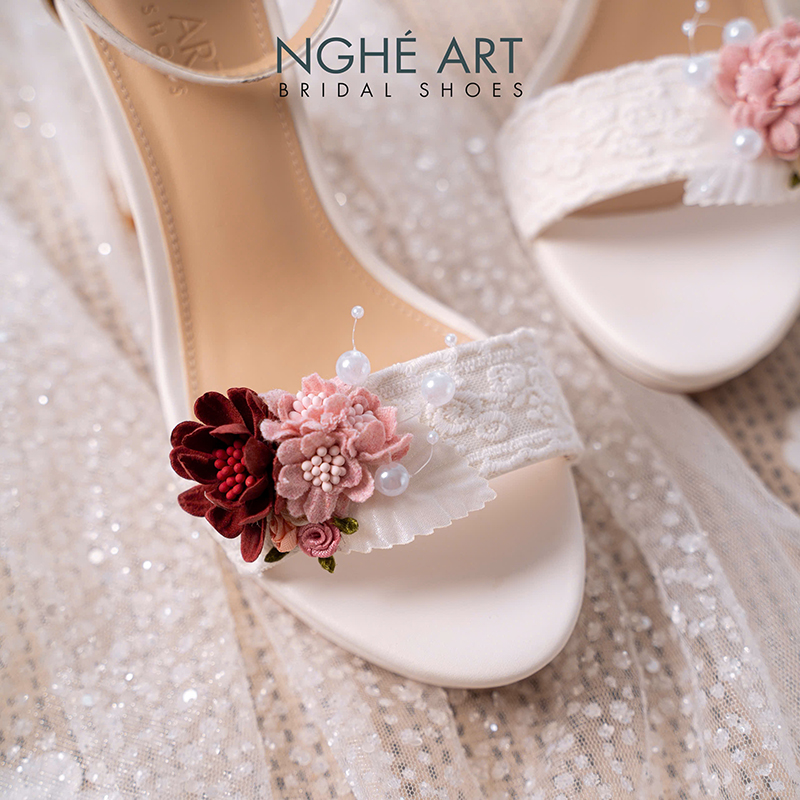 Giày cưới hoa - Nét Dịu Dàng Cho Những Bước Chân Yêu Thương - Ảnh 2 - Nghé Art Bridal Shoes – 0822288288