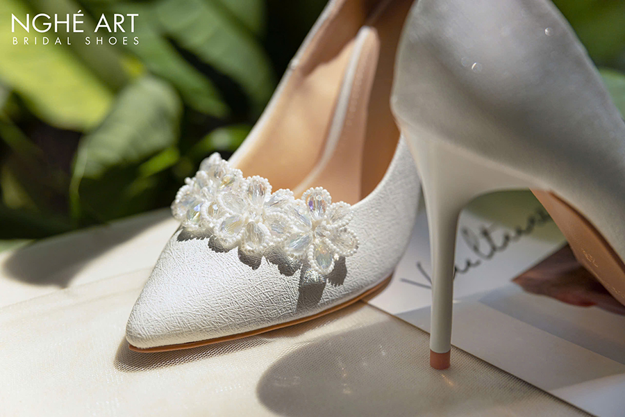 Giày Cưới Họa Tiết Pha Lê - Ảnh 1 - Nghé Art Bridal Shoes – 0822288288