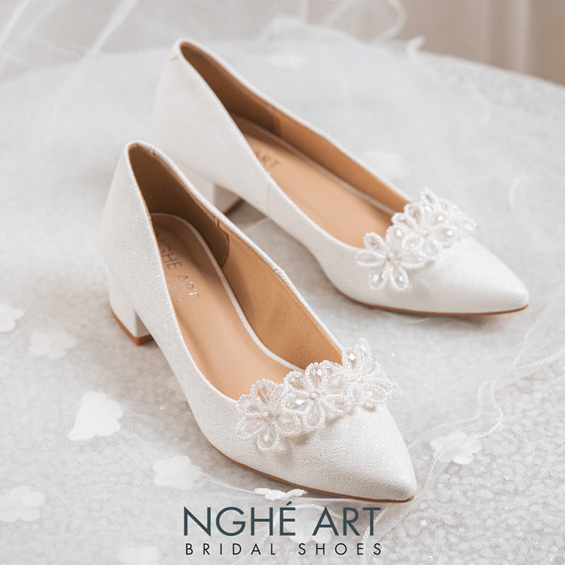 Giày Cưới Họa Tiết Pha Lê - Ảnh 4 - Nghé Art Bridal Shoes – 0822288288