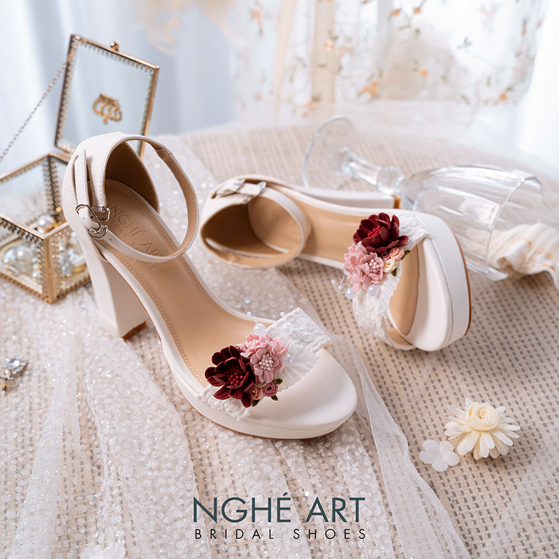 Giày cưới mũi nhọn hay tròn đẹp hơn - Ảnh 4 - Nghé Art Bridal Shoes – 0822288288