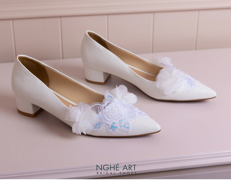 Khi Giấc Mơ Khởi Đầu Bằng Những Bước Chân Tựa Nàng Mây - Ảnh 1 - Nghé Art Bridal Shoes – 0822288288