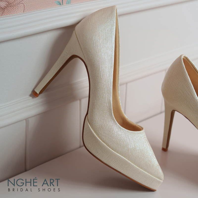 Giày cưới Nghé Art basic 12 phân mũi đúp nhũ vàng champage 543-nhu-vang - Ảnh 4 - Nghé Art Bridal Shoes – 0822288288