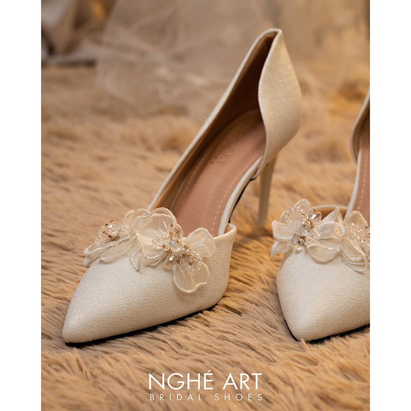 Giày cưới Nghé Art cao gót đính cánh bướm voan 549-442-NHU-TRANG - Ảnh 2 - Nghé Art Bridal Shoes – 0822288288