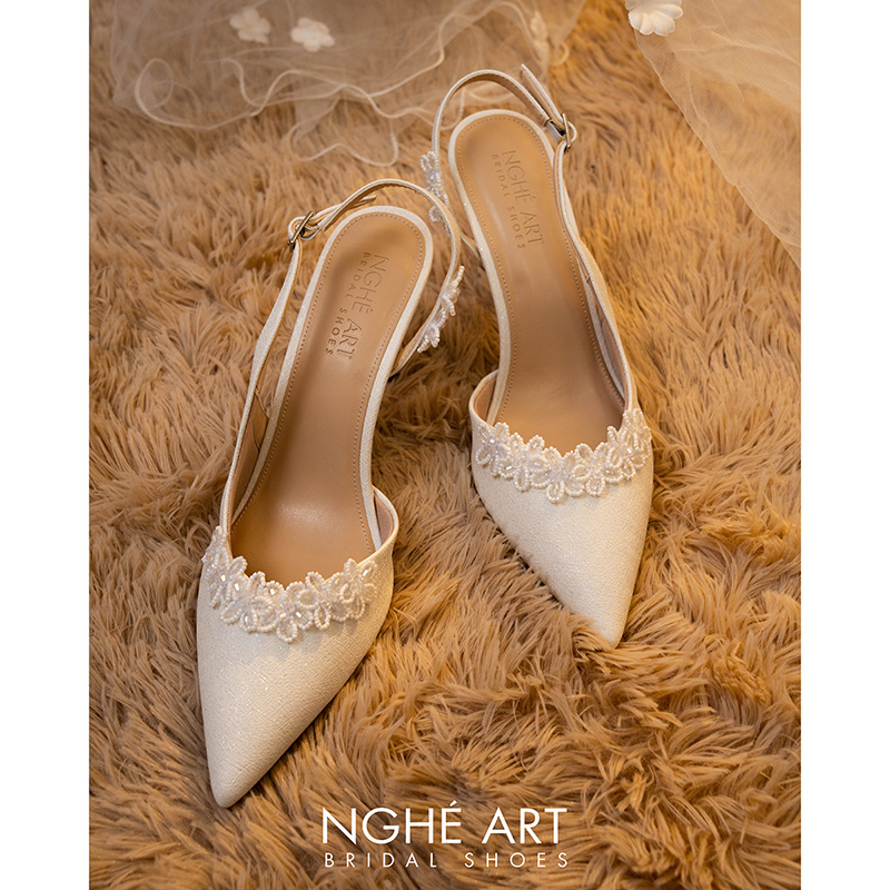 Giày cưới Nghé Art form slingback đính hoa pha lê 5 cánh 539-535-NHU-TRANG - Ảnh 2 - Nghé Art Bridal Shoes – 0822288288