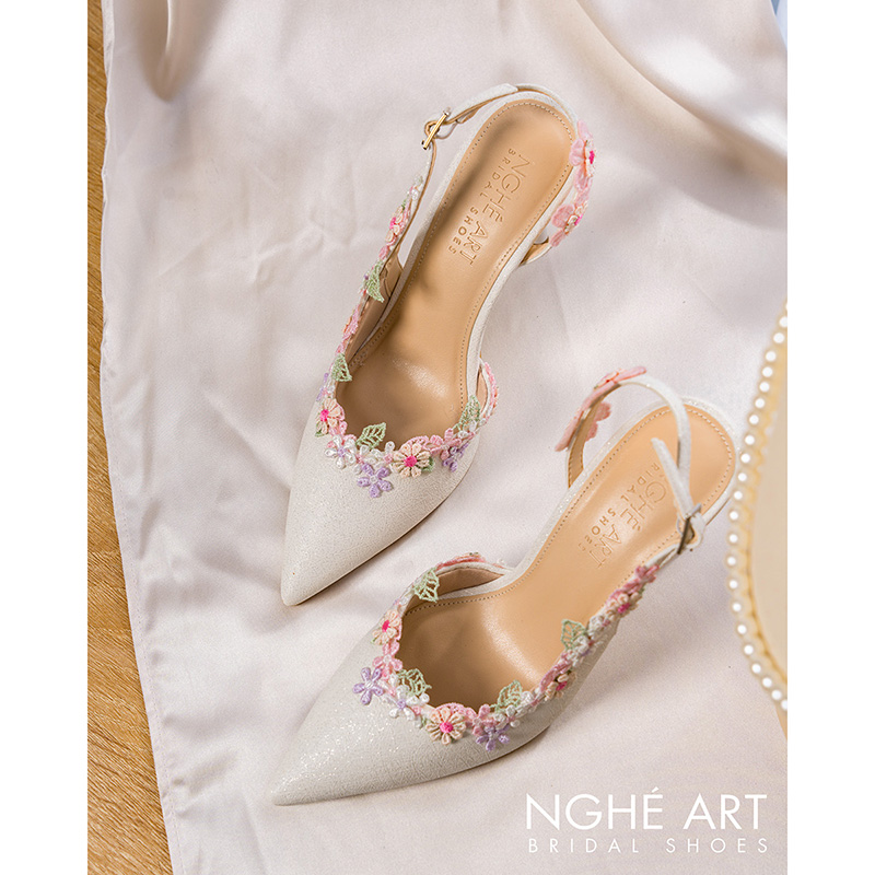 Giày cưới Nghé Art form slingback đính hoa vintage  548-535-NHU-TRANG - Ảnh 3 - Nghé Art Bridal Shoes – 0822288288