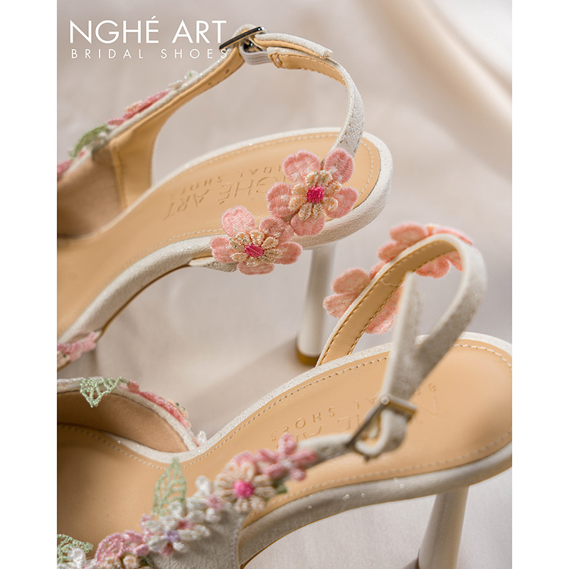 Giày cưới Nghé Art form slingback đính hoa vintage  548-535-NHU-TRANG - Ảnh 4 - Nghé Art Bridal Shoes – 0822288288