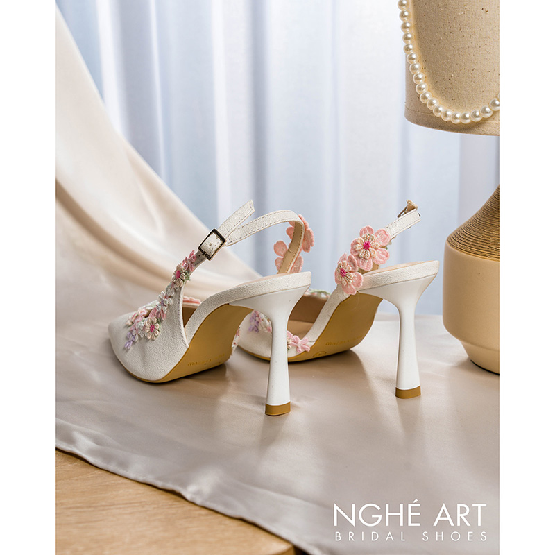 Giày cưới Nghé Art form slingback đính hoa vintage  548-535-NHU-TRANG - Ảnh 6 - Nghé Art Bridal Shoes – 0822288288