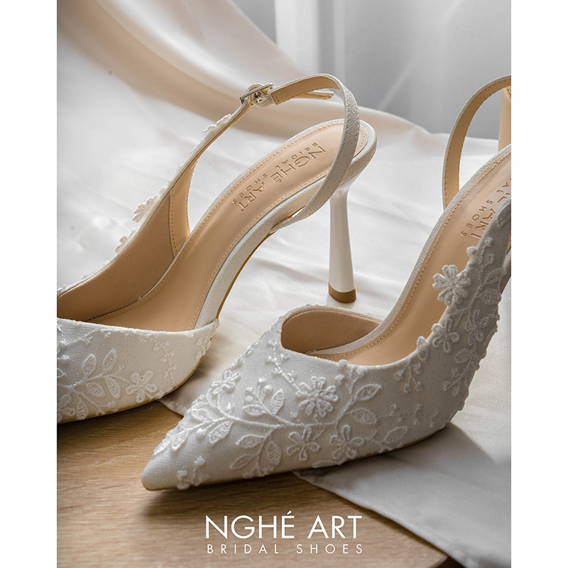 Giày cưới Nghé Art form slingback ren hoa 3d 550-535-nhu-trang - Ảnh 2 - Nghé Art Bridal Shoes – 0822288288