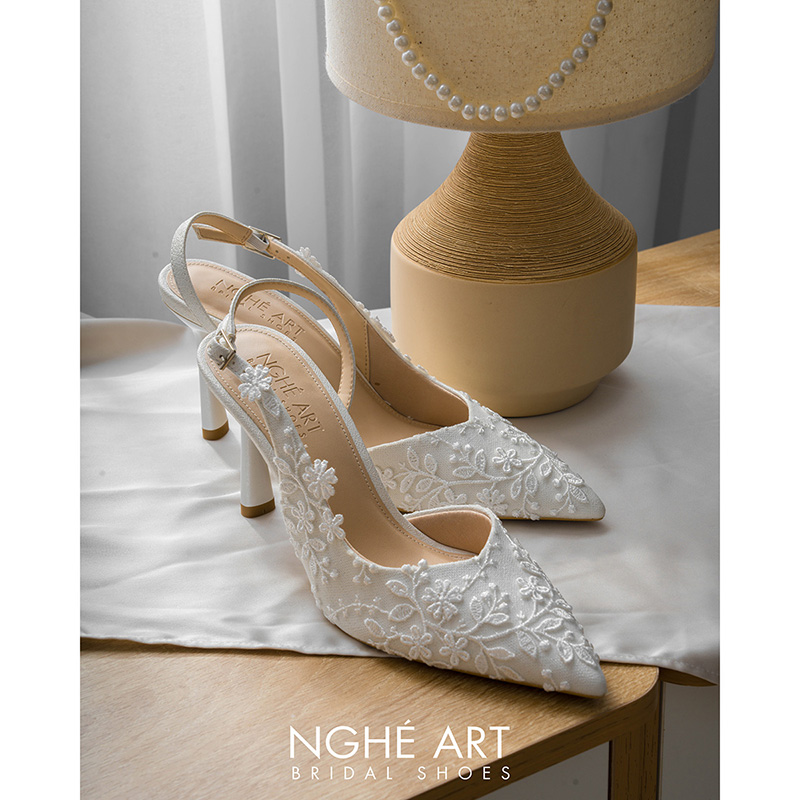 Giày cưới Nghé Art form slingback ren hoa 3d 550-535-nhu-trang - Ảnh 4 - Nghé Art Bridal Shoes – 0822288288
