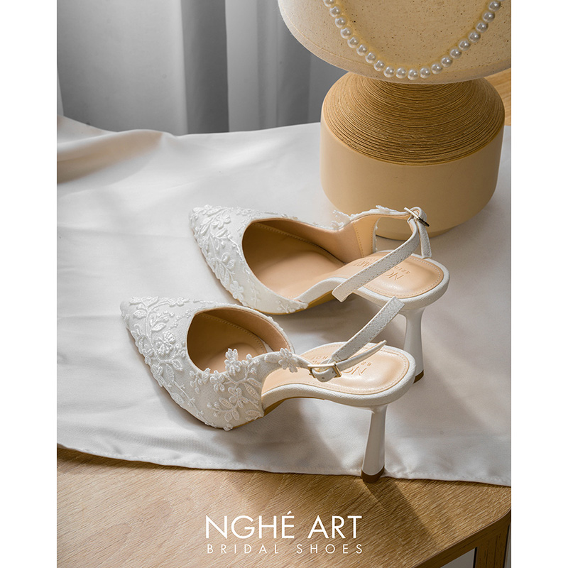 Giày cưới Nghé Art form slingback ren hoa 3d 550-535-nhu-trang - Ảnh 5 - Nghé Art Bridal Shoes – 0822288288