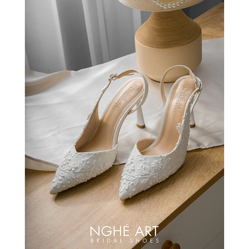 Giày cưới Nghé Art form slingback ren hoa 3d 550-535-nhu-trang - Ảnh 6 - Nghé Art Bridal Shoes – 0822288288