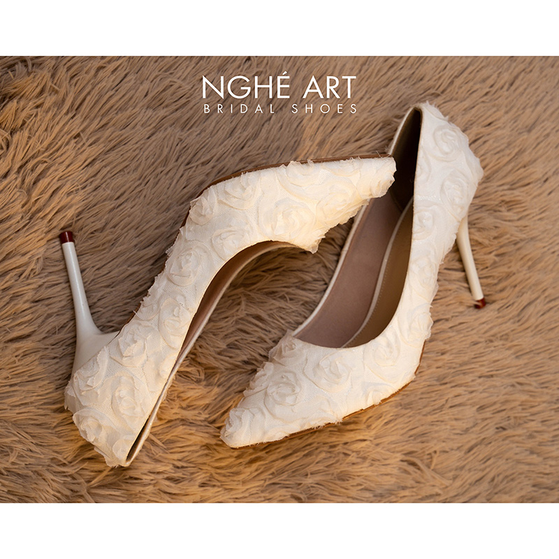 Giày cưới Nghé Art ren hoa hồng trắng cao 10 cm 545-377-10P-NHU-TRANG - Ảnh 2 - Nghé Art Bridal Shoes – 0822288288