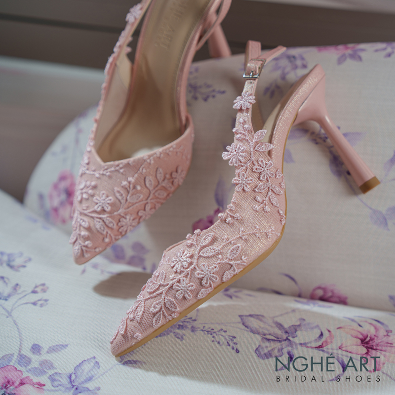 Giày cưới Nghé Art ren thủ công màu hồng pastel 550-535-nhu-hong - Ảnh 4 - Nghé Art Bridal Shoes – 0822288288