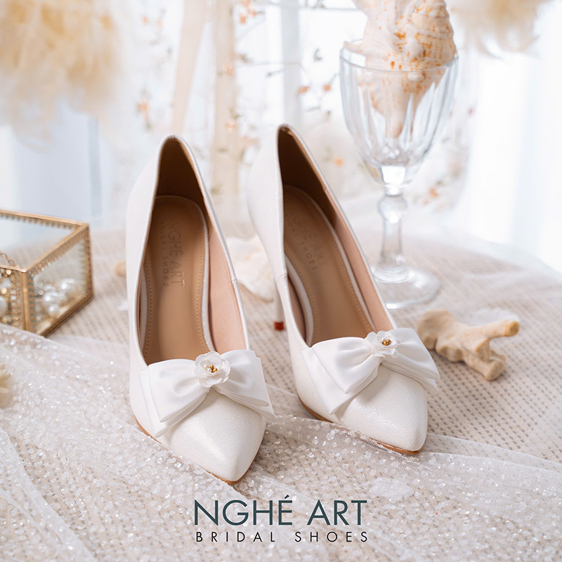 Giày Cưới Nơ Satin Đính Hoa - Ảnh 3 - Nghé Art Bridal Shoes – 0822288288