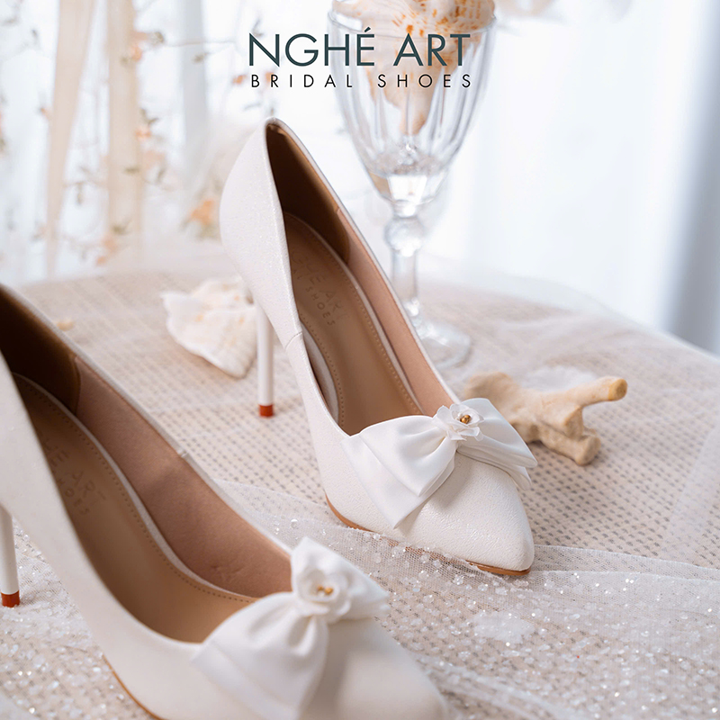Giày Cưới Nơ Satin Đính Hoa - Ảnh 4 - Nghé Art Bridal Shoes – 0822288288