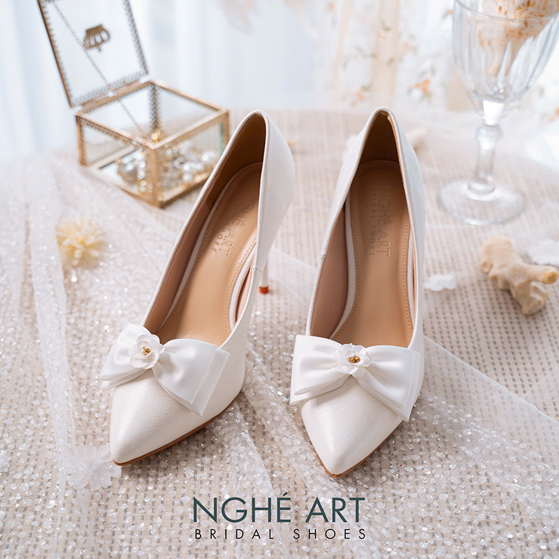 Giày Cưới Nơ Satin Đính Hoa - Ảnh 5 - Nghé Art Bridal Shoes – 0822288288