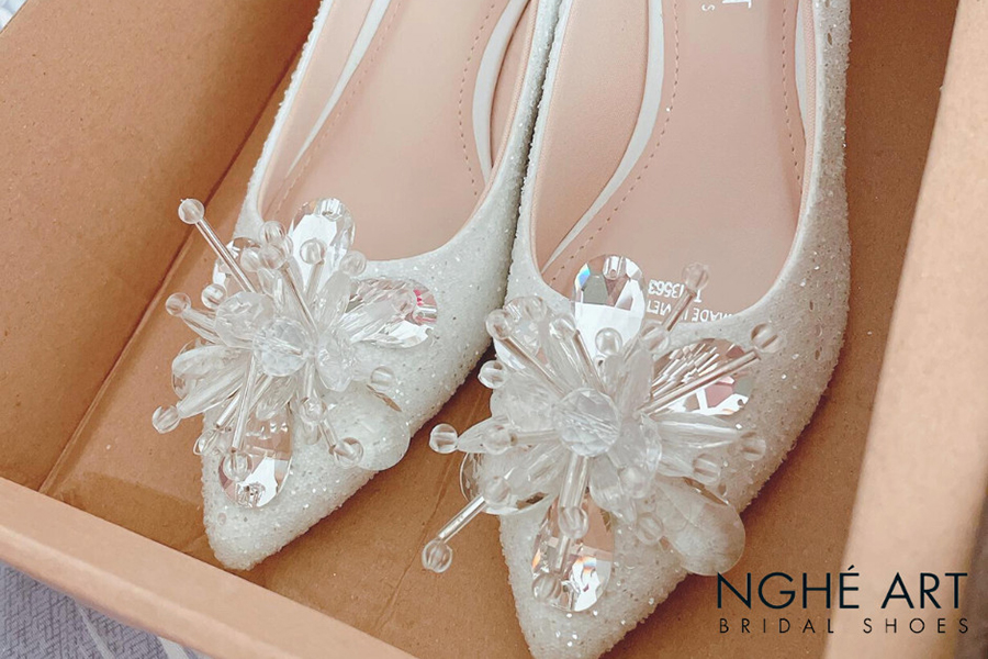 Giày đi tiệc: top 5 mẫu giày Nàng nên có khi dự tiệc - Ảnh 3 -  Nghé Art Bridal Shoes – 0822288288