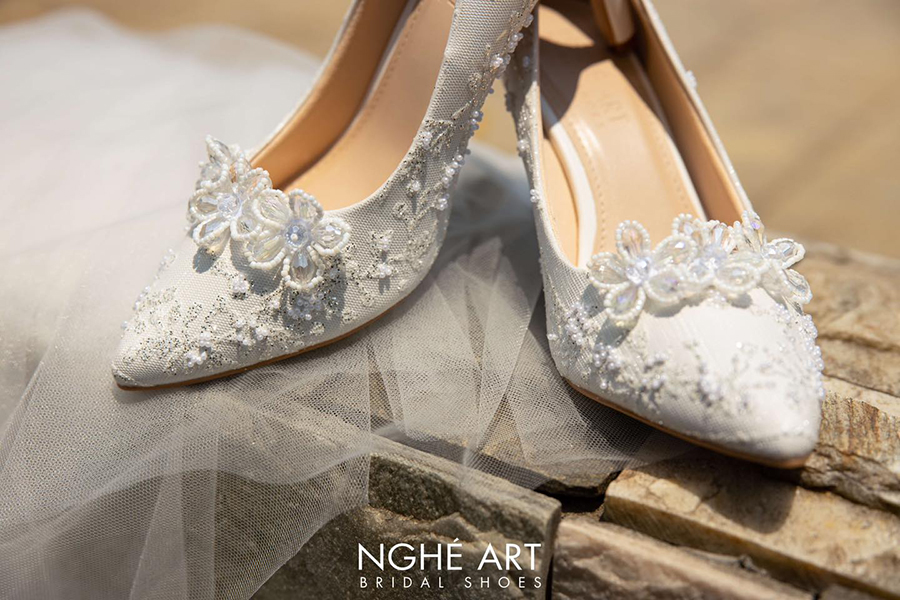 Mẹo và phương pháp để mang giày cô dâu thoải mái - Ảnh 2 - Nghé Art Bridal Shoes – 0822288288