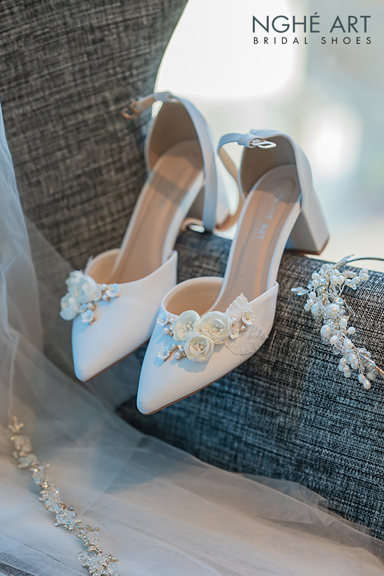 Top 10 mẫu giày cưới đẹp nhất các cô dâu đừng nên bỏ qua - Ảnh 7 -  Nghé Art Bridal Shoes – 0908590288